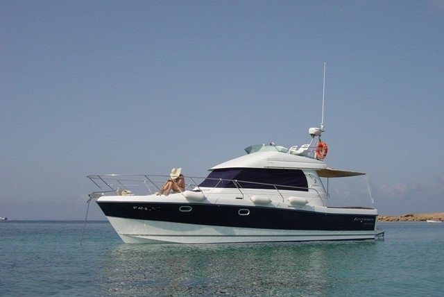 Discover secret coves and beaches in Ibiza