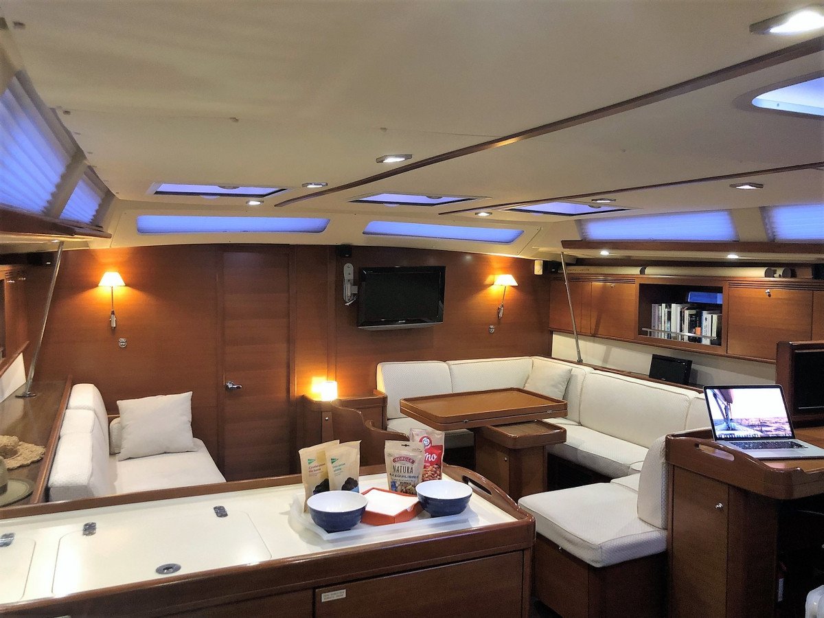 Erleben Sie das Segeln auf einem großen Segelschiff in Ibiza und Formentera ab Valencia