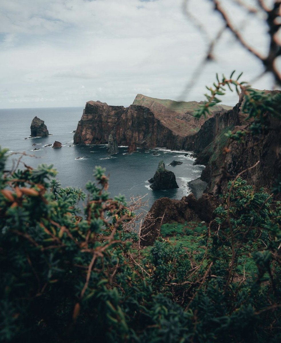Sailing across the Atlantic Ocean to Madeira