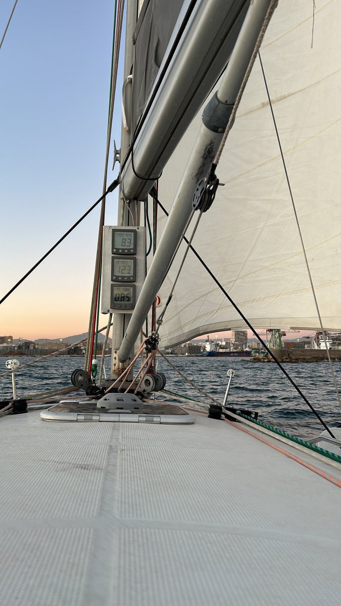 Viaje en Velero por Jávea, Moraira y Calpe desde Alicante