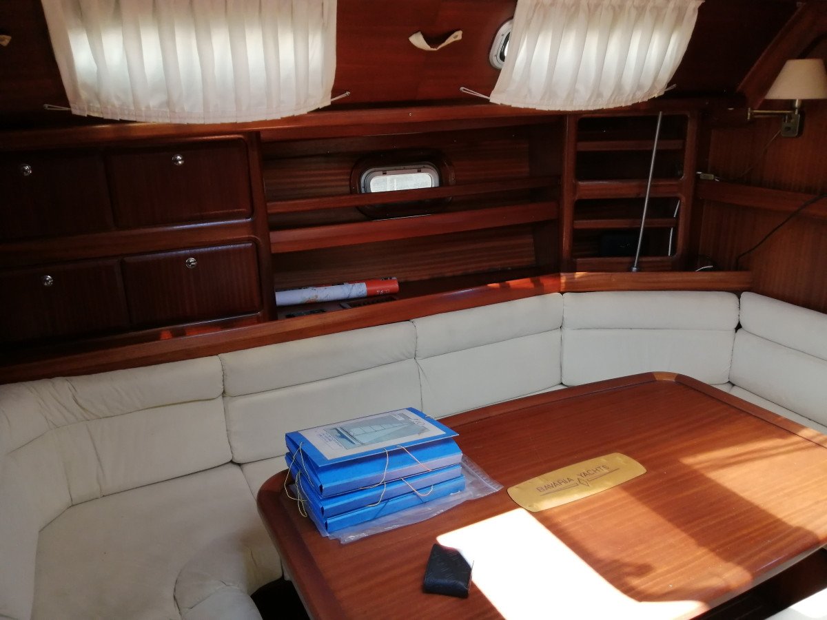 Aprende a navegar en Valencia: disfruta de las vistas desde el mar