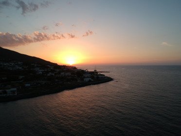 Weekly cruises to the Aeolian Islands on a sailing boat