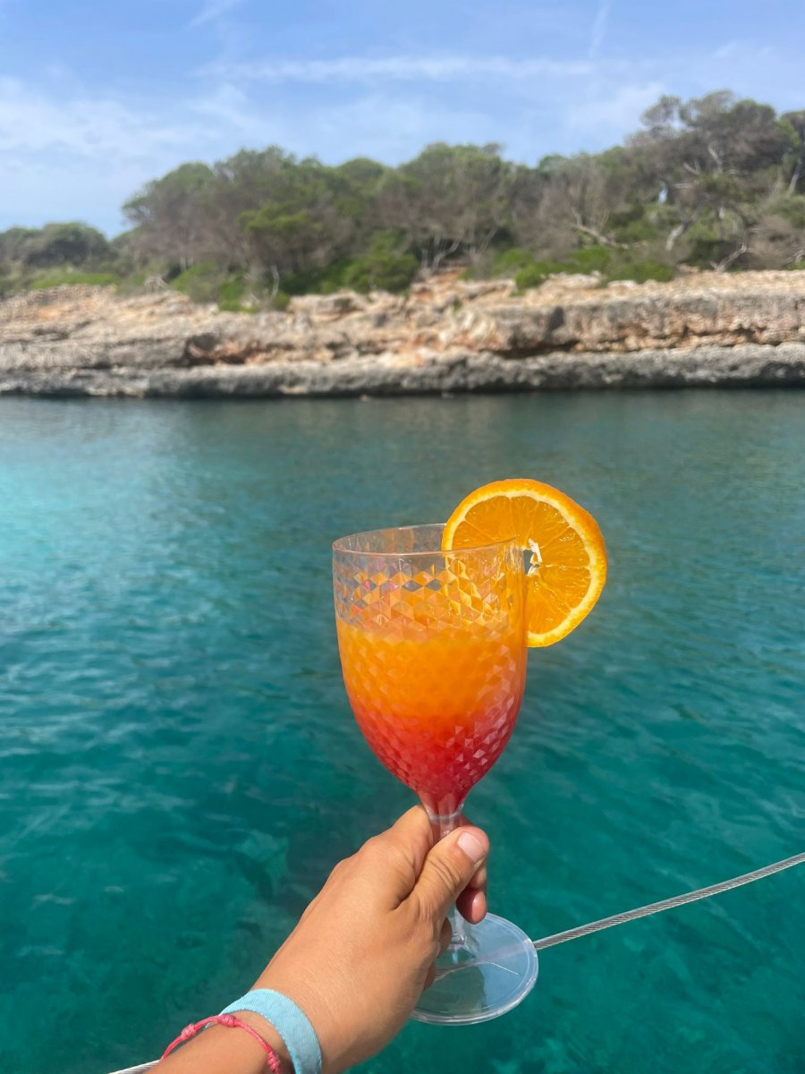 Jeanneau - 3 {{i18n.cabins}}