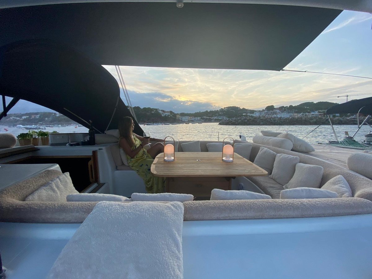 dce13b4a-5353-4083-a055-f6743cd8eb59