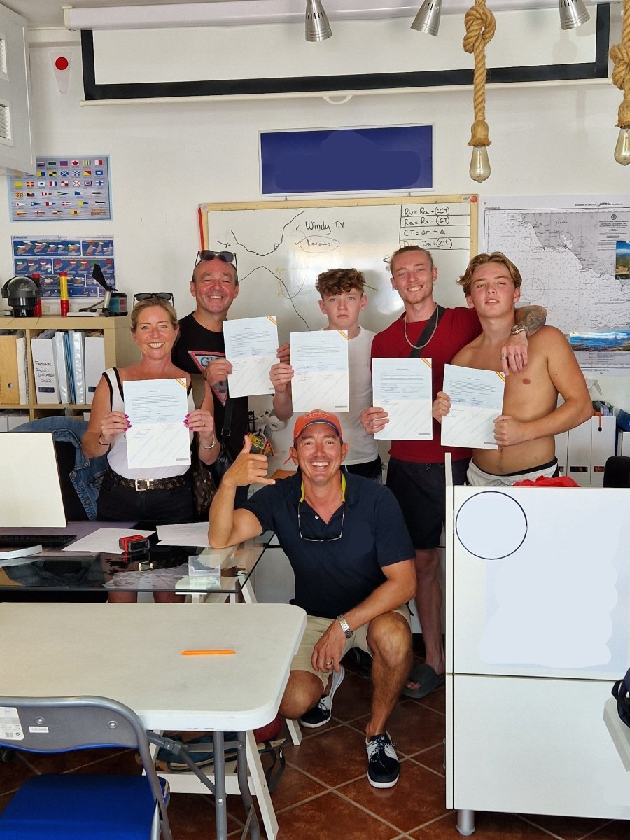 Learn to sail in Estepona