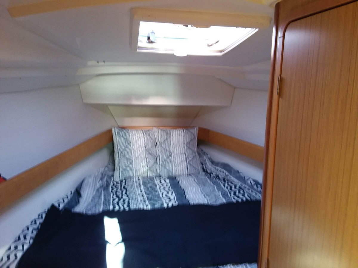 Erkunden Sie die atlantische Küste mit einem Segelboot