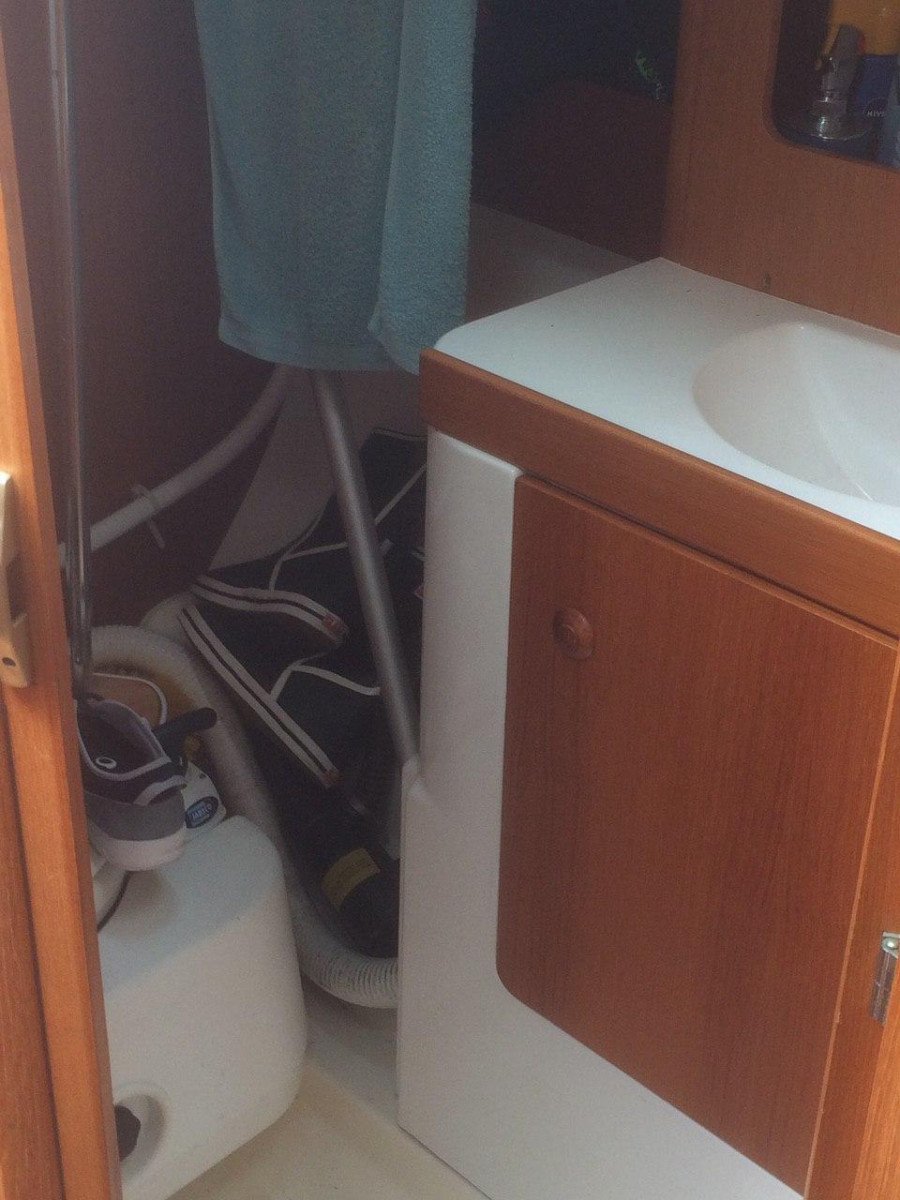 Velero - Jeanneau - 2 cabinas