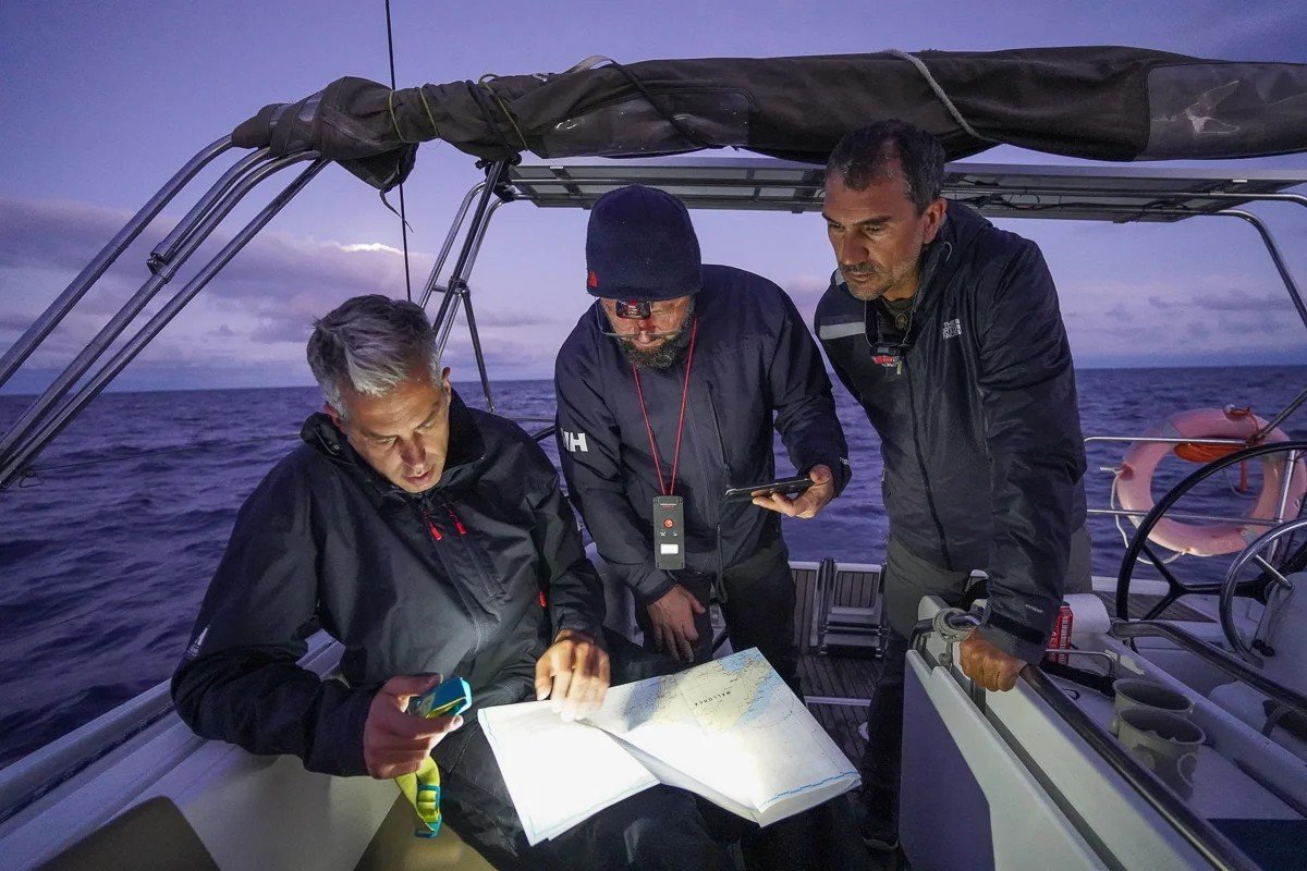 Viaje de un día en catamarán a las islas Columbretes