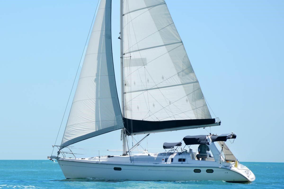 Learn to sail with our online course