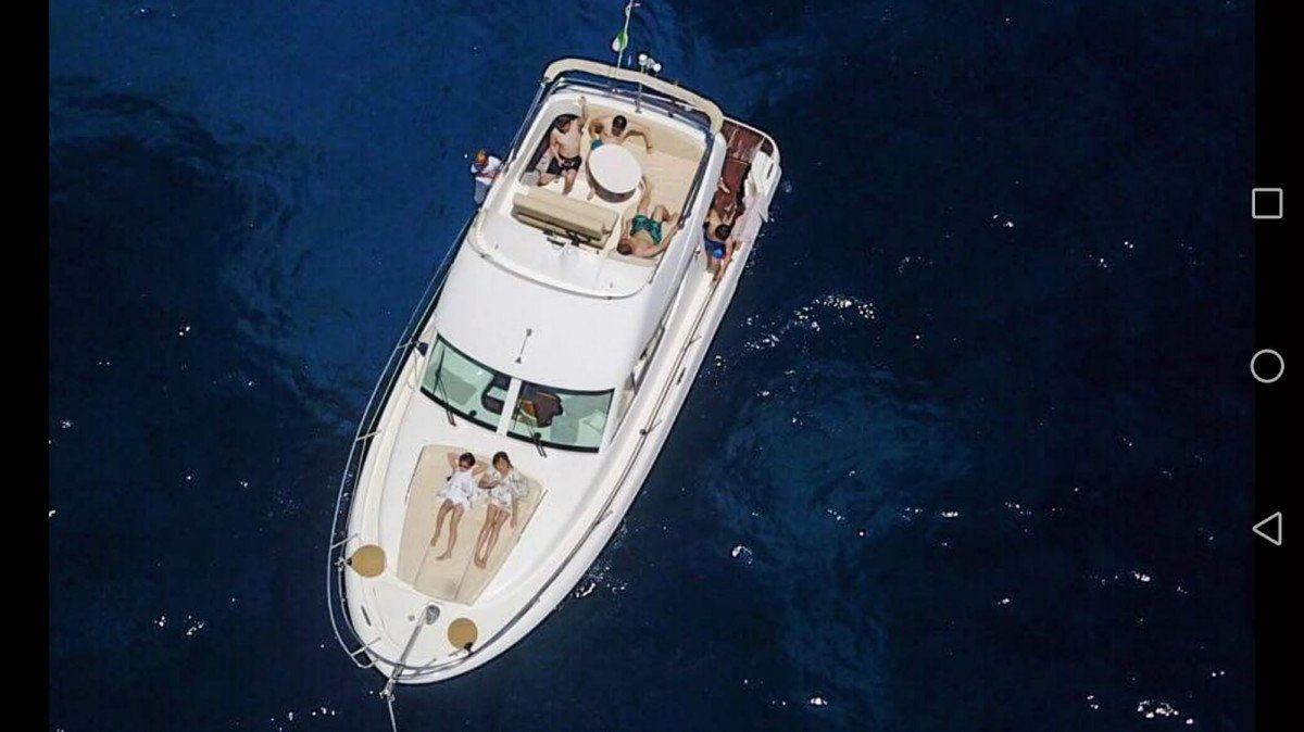 Barco a motor - Jeanneau - Prestige 32