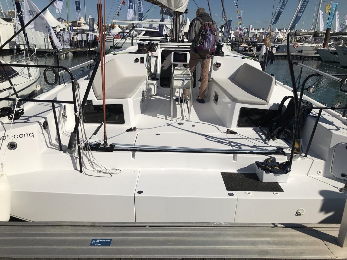 Curso de navegación en el mar Egeo