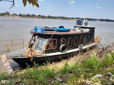Crociere sul fiume nella giungla in Paraguay