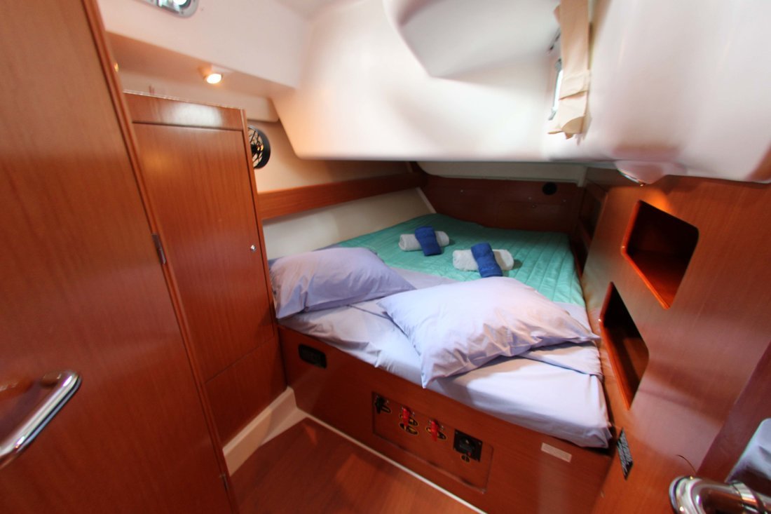 Curso intensivo de vela en el Mediterráneo