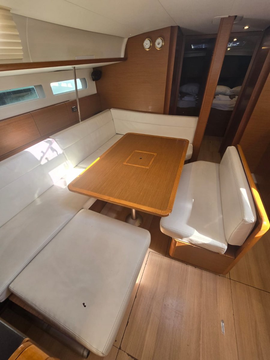 Velero - Jeanneau - sun oddisey 519
