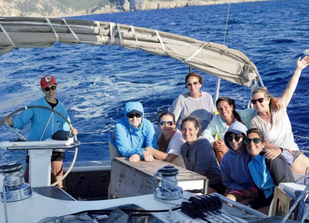 Esplorare le calette e i villaggi pittoreschi