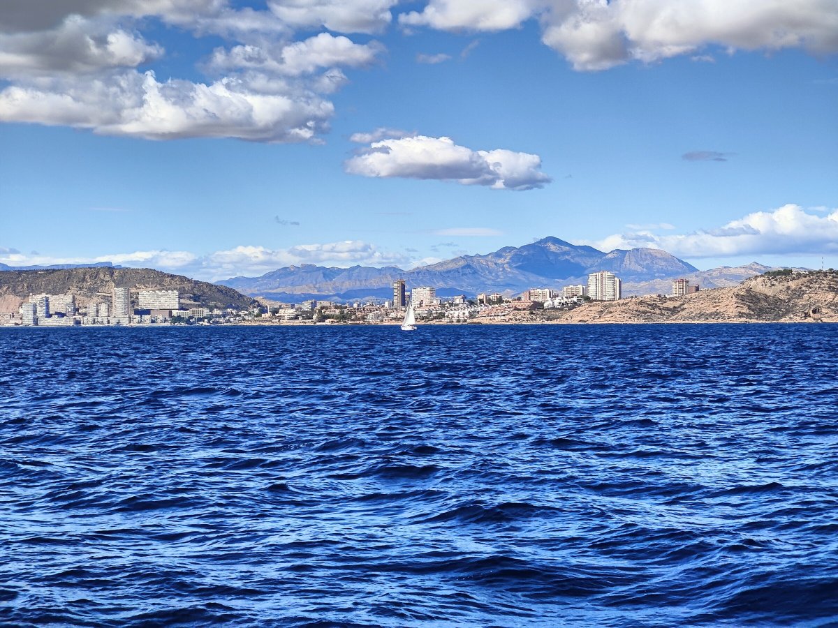 Impara a navigare in un corso di navigazione ad Alicante