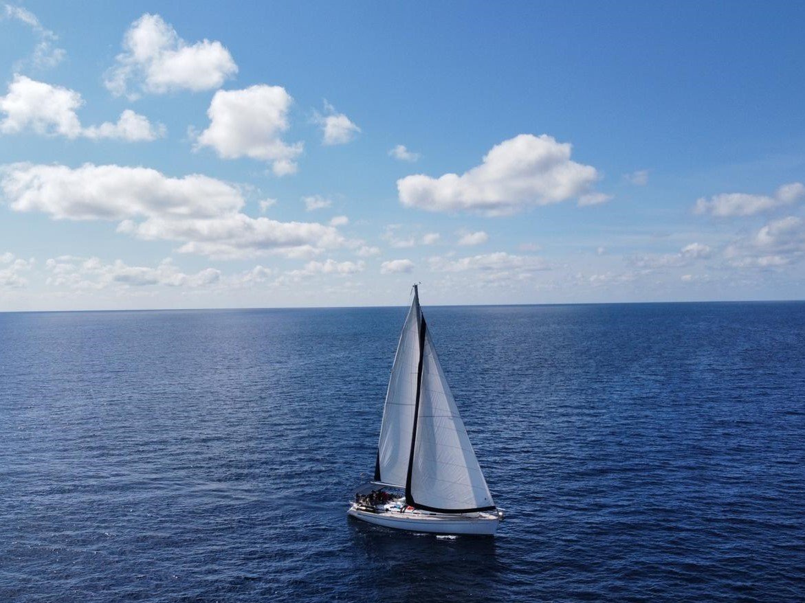 Sailing cruise and diving in Cabrera National Park