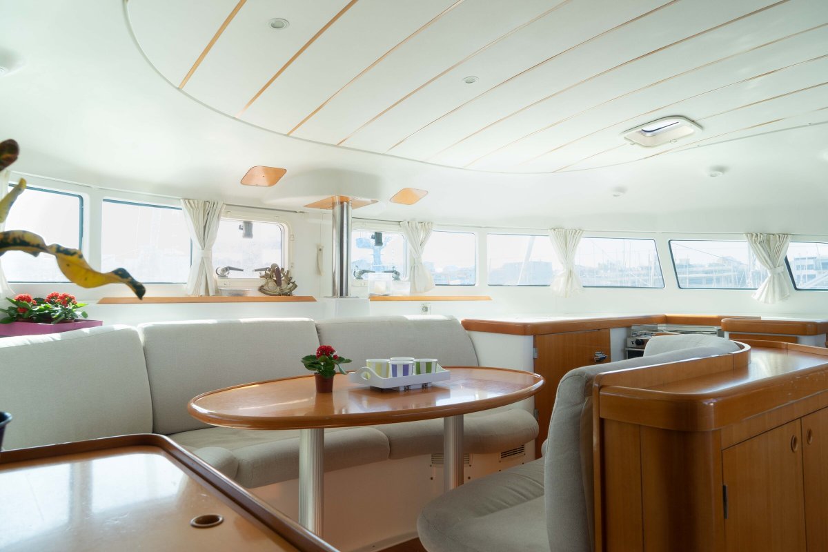 Lagoon - 12 {{i18n.capacity}}