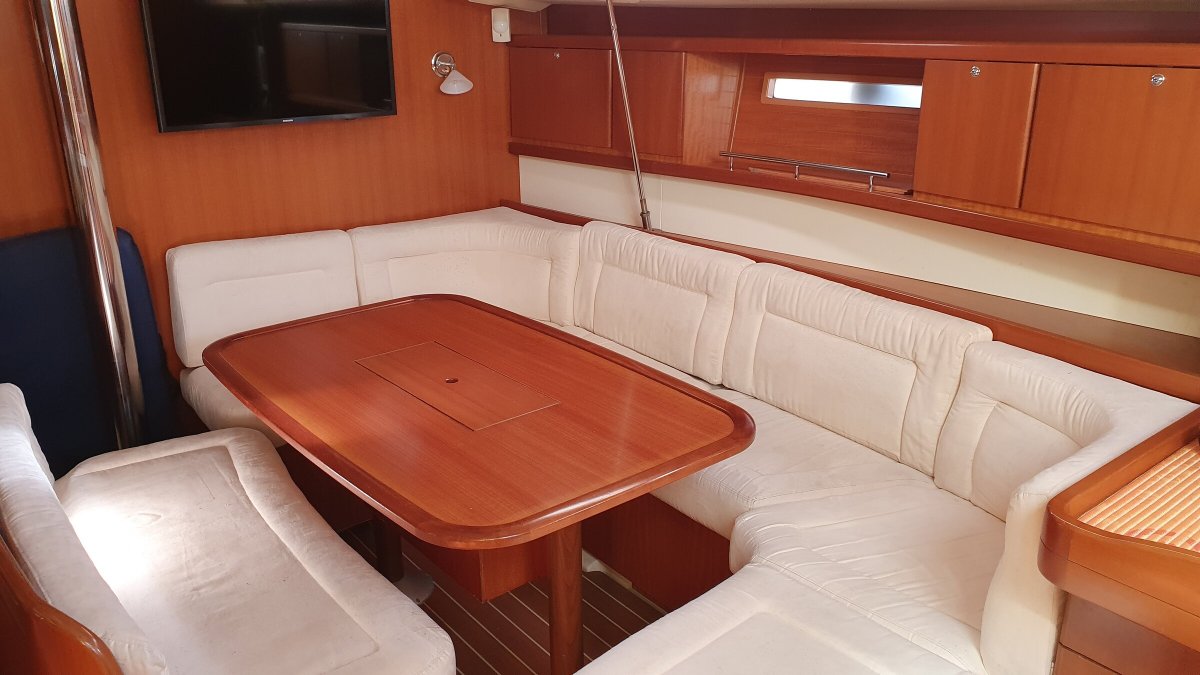 Sailboat - Dufour Yachts - 425 Grand Large