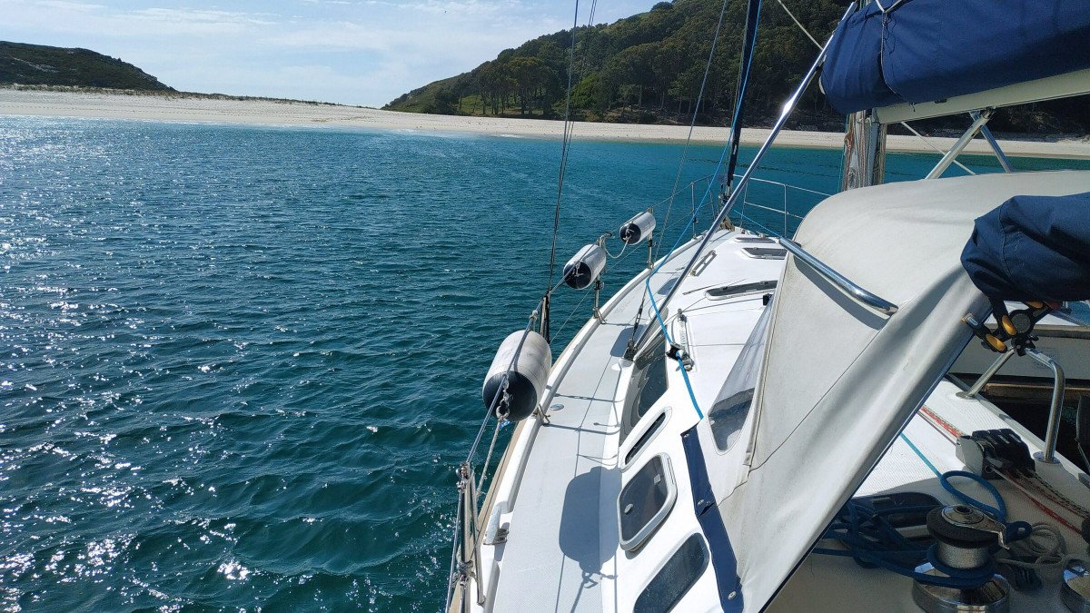 Hunter Marine - 2 cabins