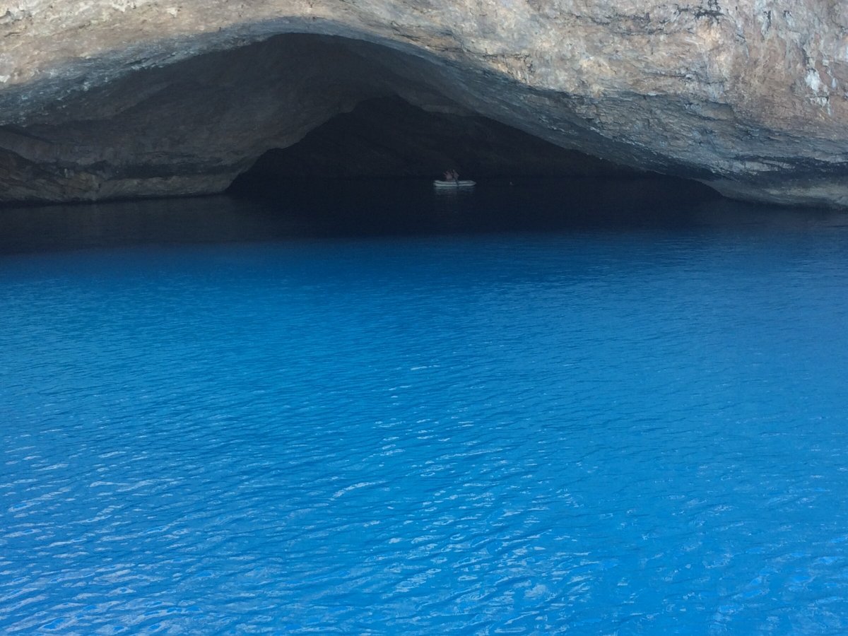 Ammira le bellissime baie di Maiorca dal mare