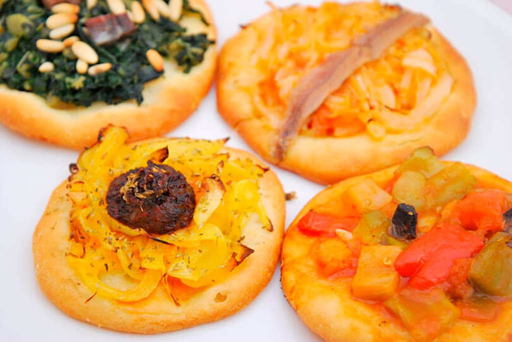 Navegando por la costa de Denia