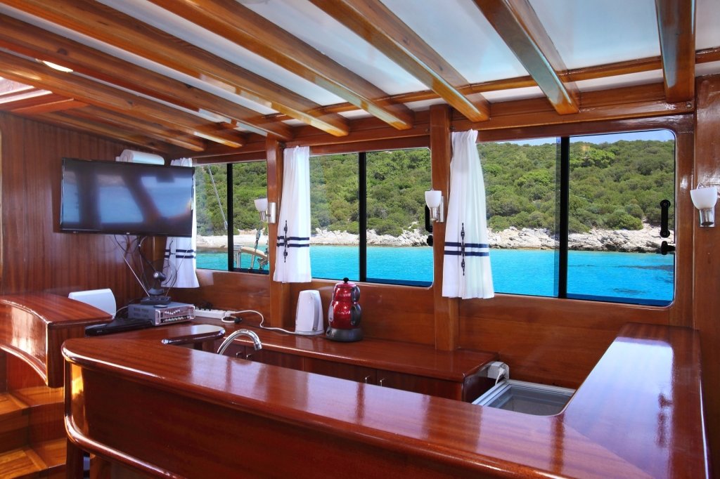 Custom - 7 cabinas