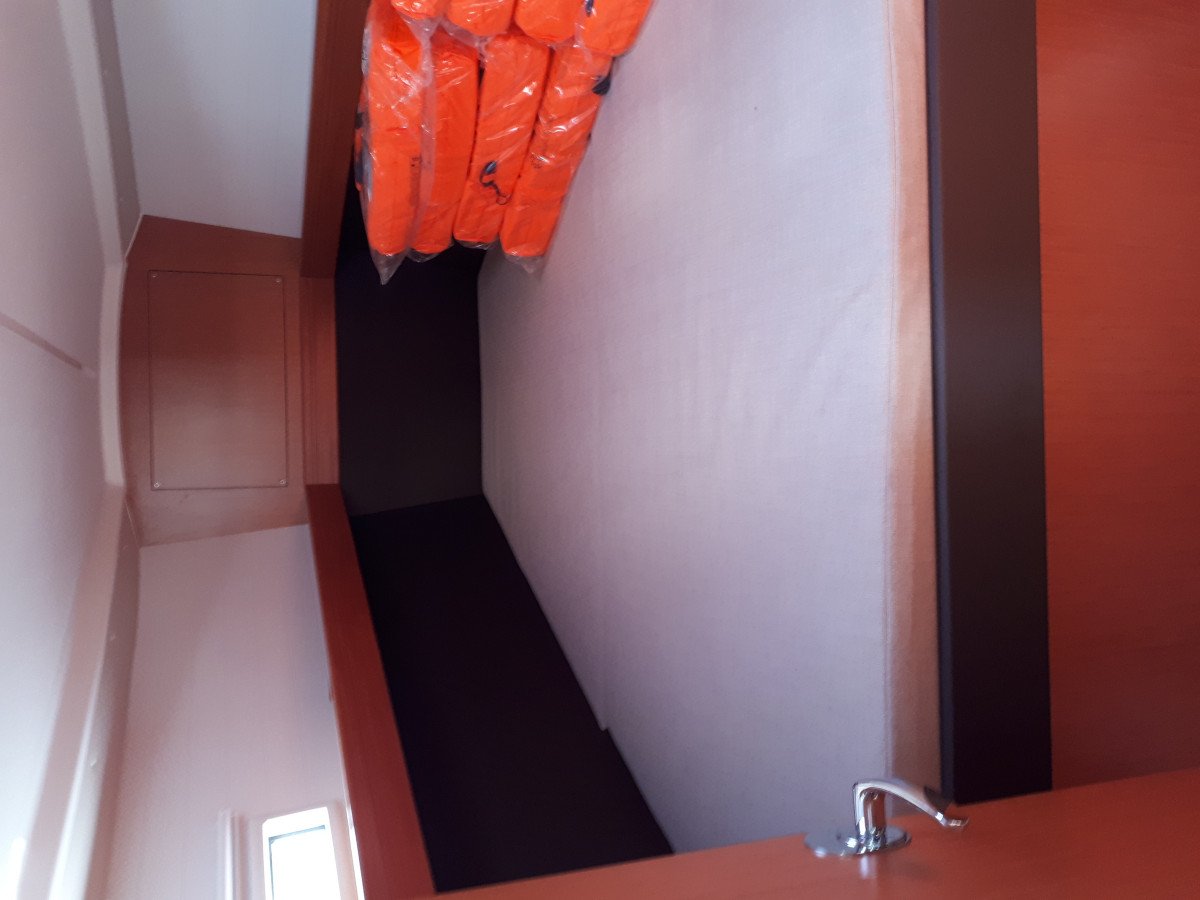 Bavaria Yachts - 11 metri