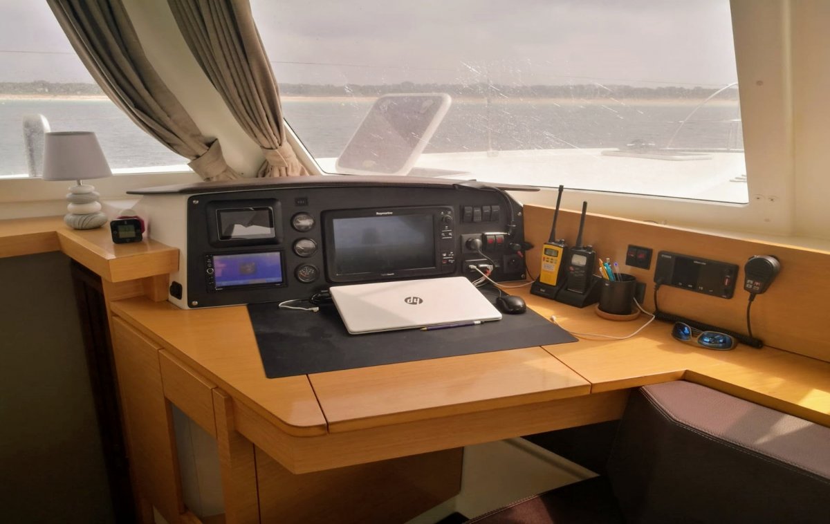 Fountaine - Helia 44