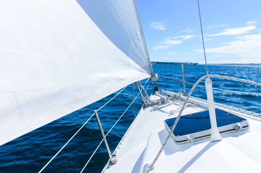 Vive la aventura en el mar