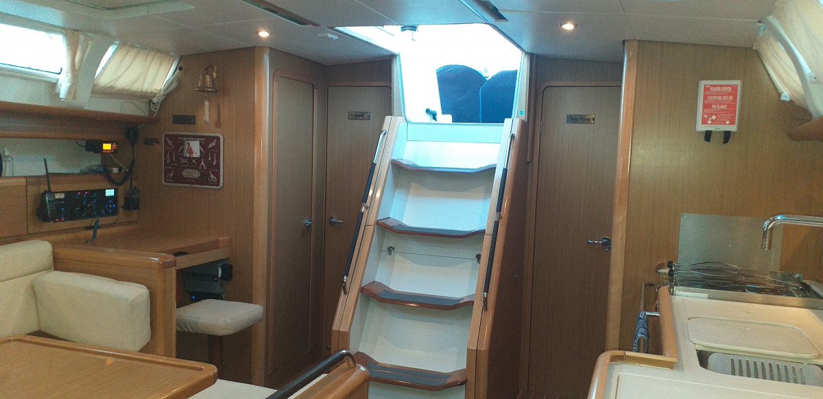 Velero - Jeanneau - 2 baños