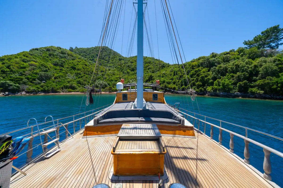 Charter de cabina de yate de lujo para las islas Dodecaneses desde Kos