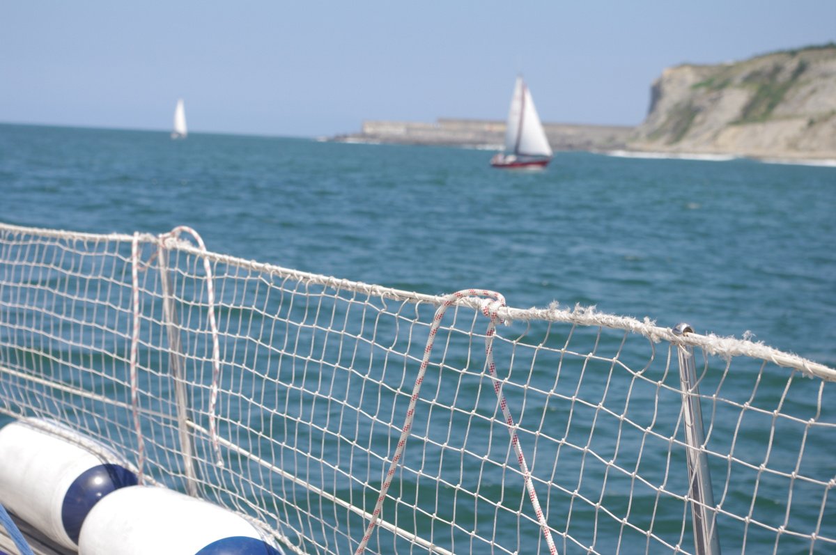 Navigando lungo la Ría di Bilbao