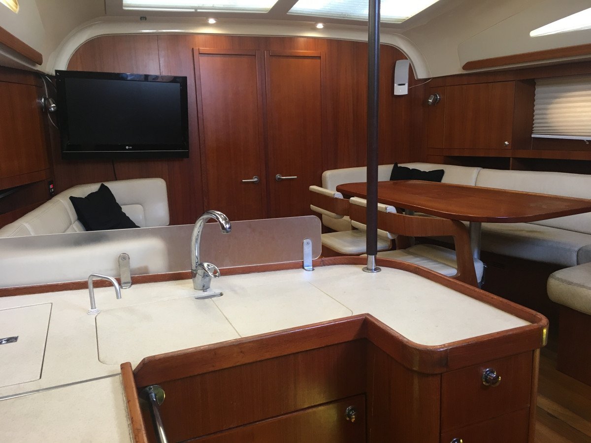 Velero - Elan Marine - 3 baños