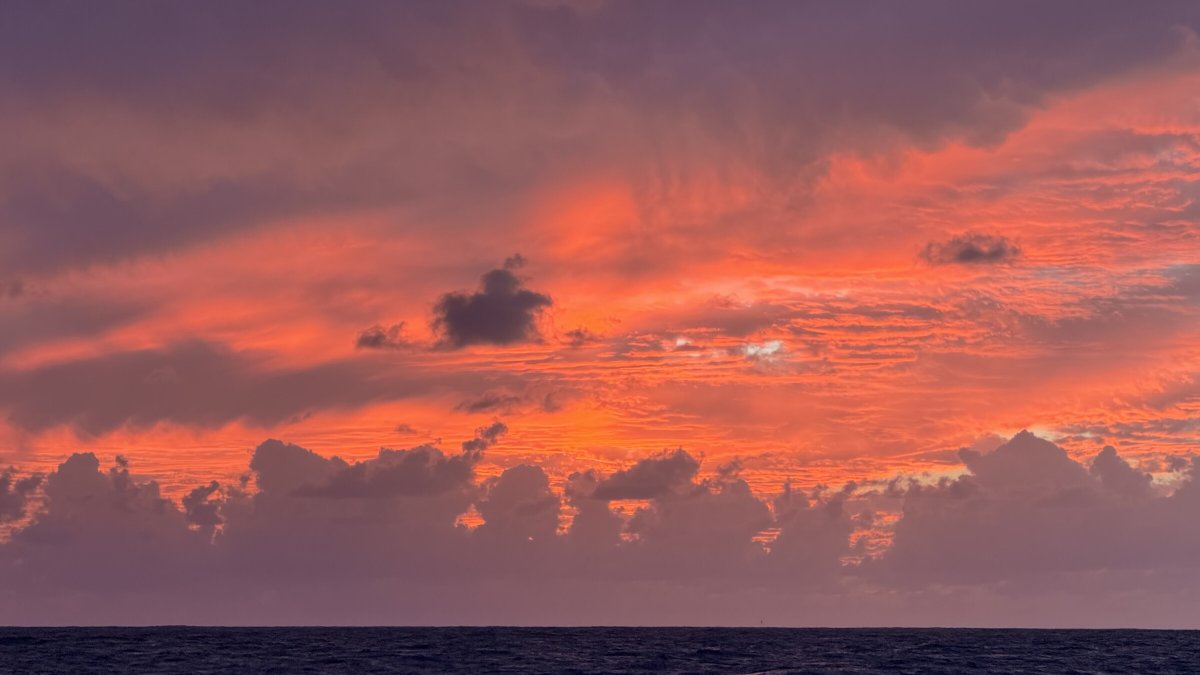 Sailing course from Brest to London, 370 nautical miles