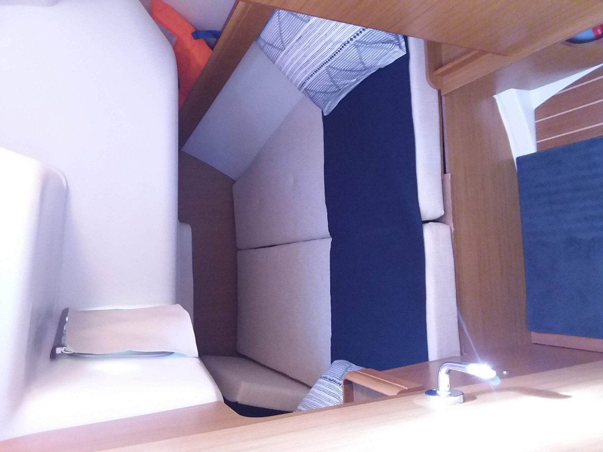 Learn open sea navigation techniques