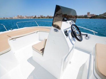 Astilux-Bootsverleih in Torrevieja – halber oder ganzer Tag