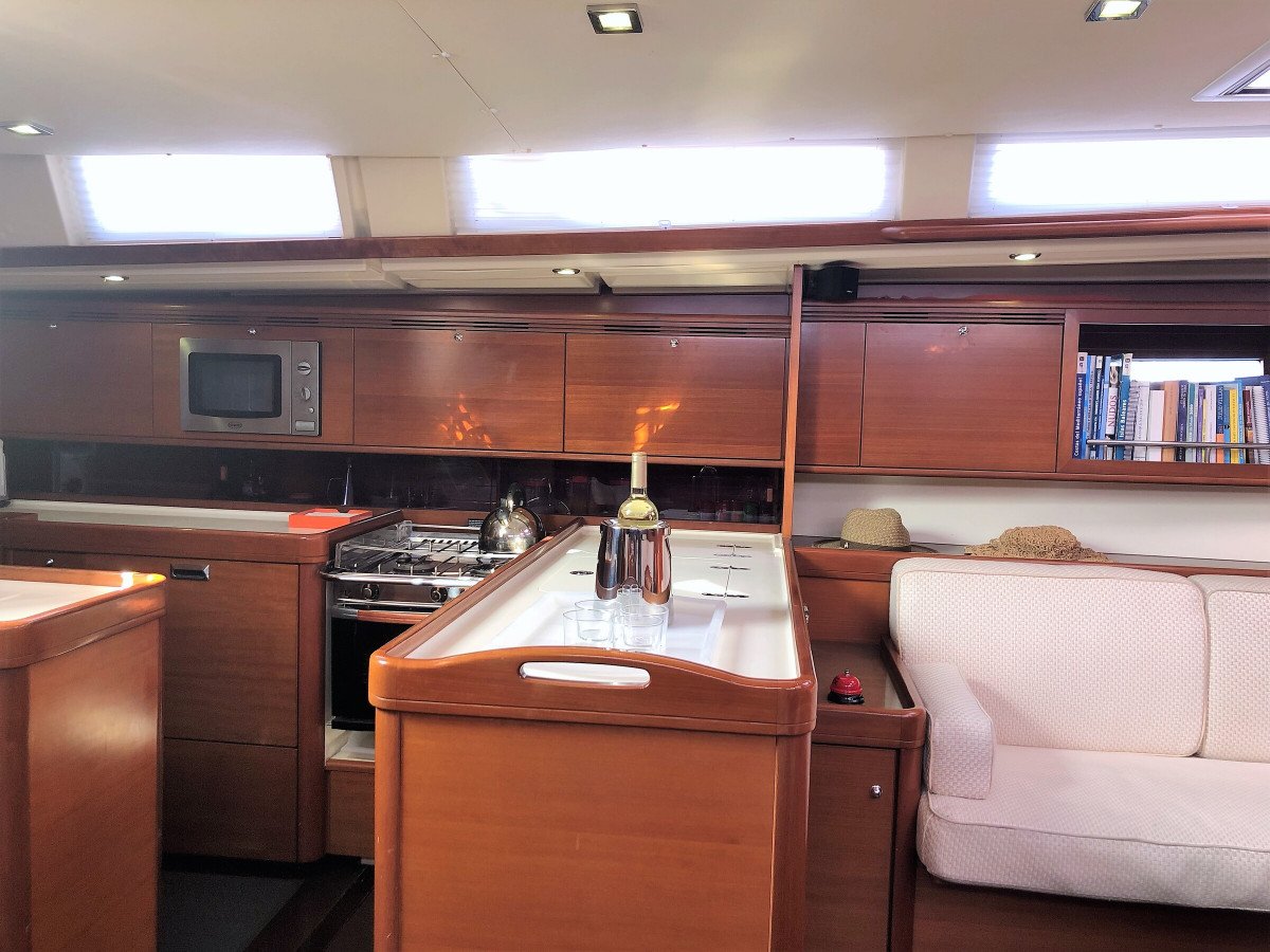 Sailboat - Dufour Yachts - 3 baths