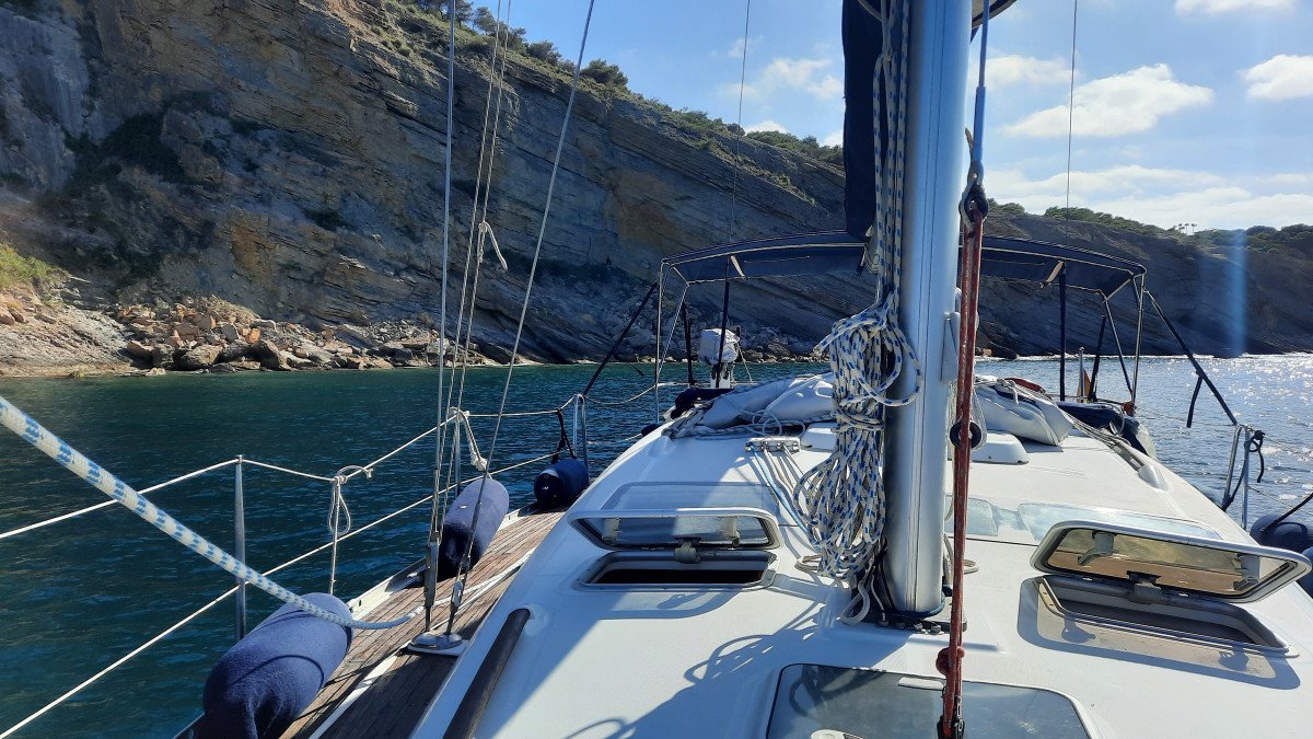 Migliora le tue abilità di navigazione ad Altea, Spagna.