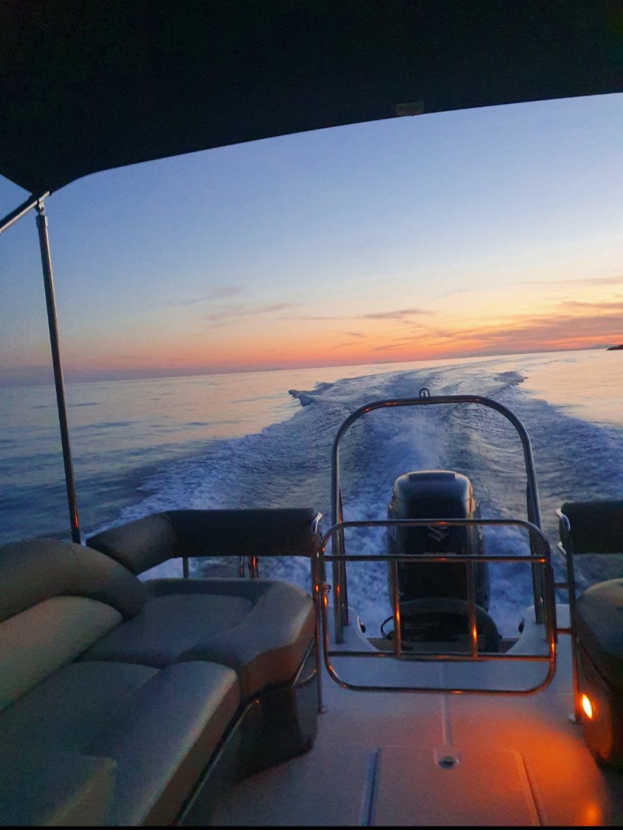 Bayliner - 8.5 metri