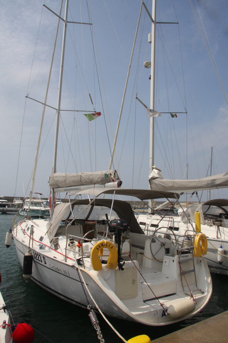 Family Training with RYA Course in Chiavari - Beteneau Cyclades 39.3