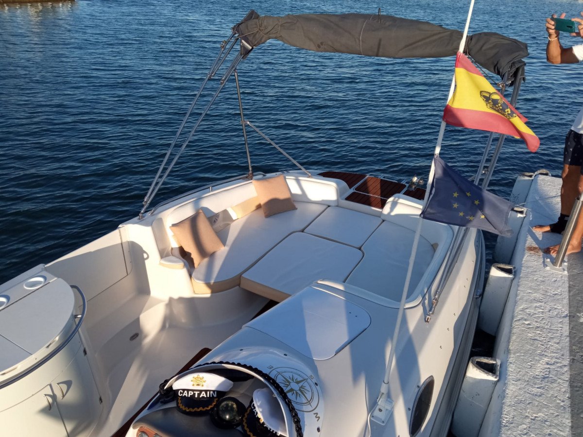 Motorboat - Monterey - 2001