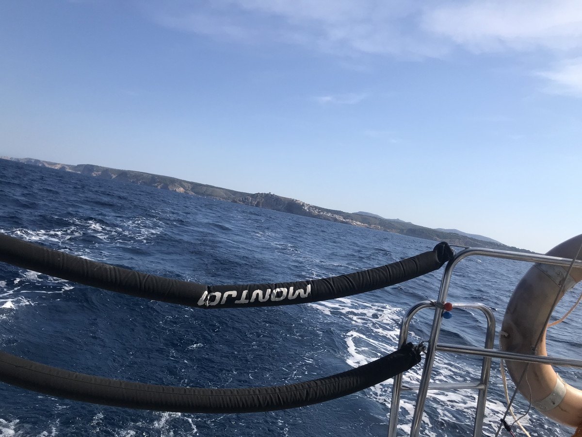 1263664B-D059-4C9A-9D7E-CAE4A02CB274