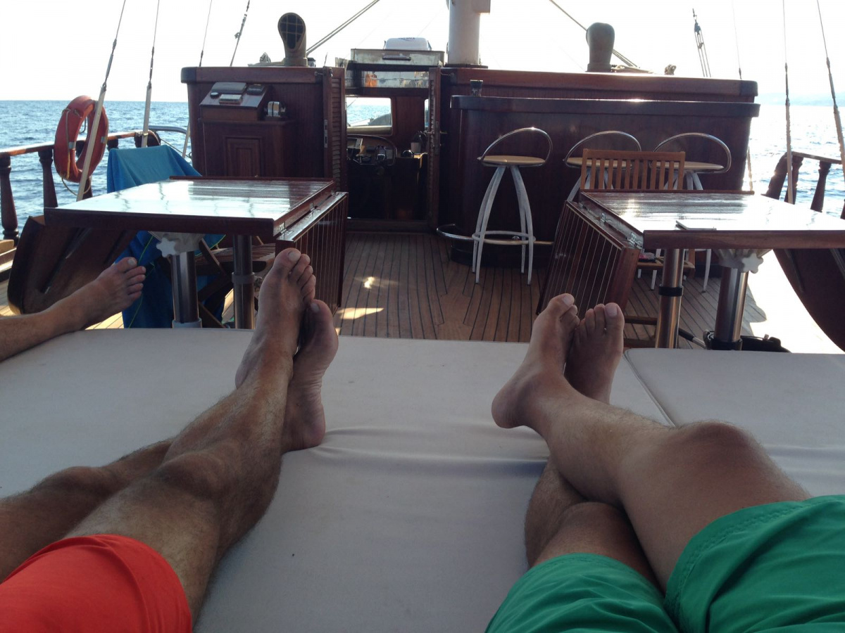 sailboat square to plaza barcelona