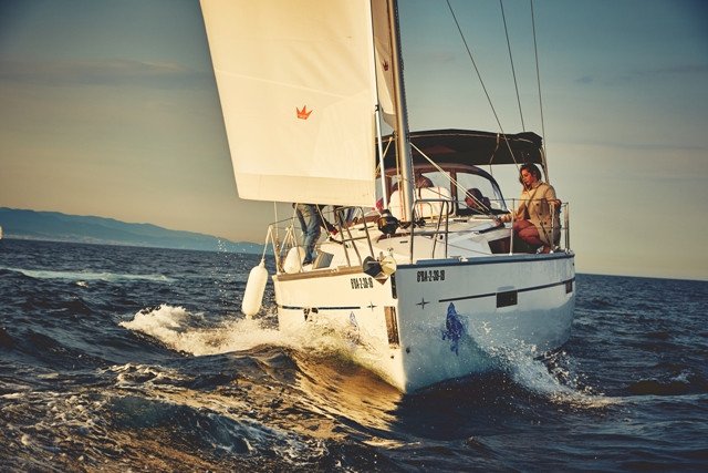 Barca a vela - Bavaria Yachts - 8 persone