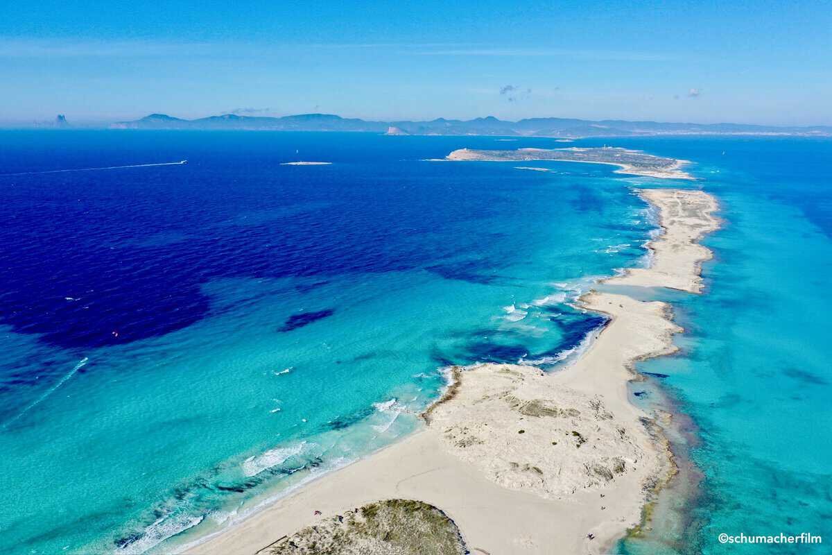 Ibiza yachting experience on Beneteau First Yacht