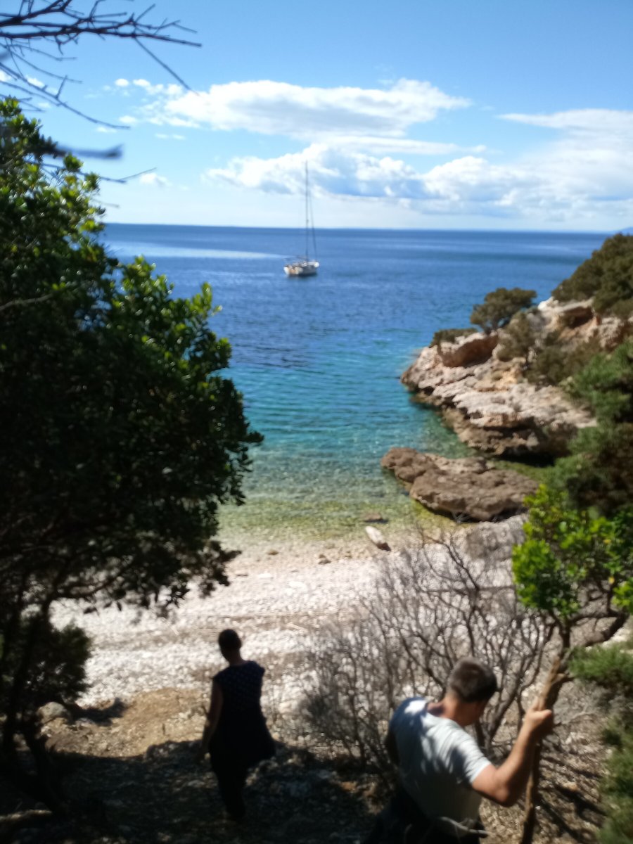 Una vista panorámica de las montañas y el mar de Croacia