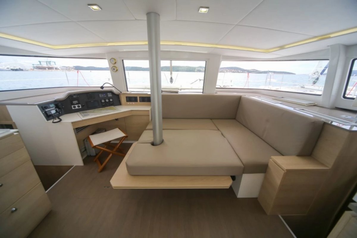 Catamarán - Bali - 13.6 metros