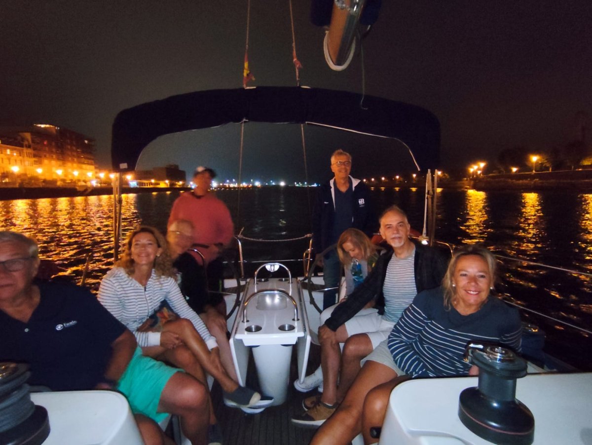 Excursión en velero por la bahía de Getxo