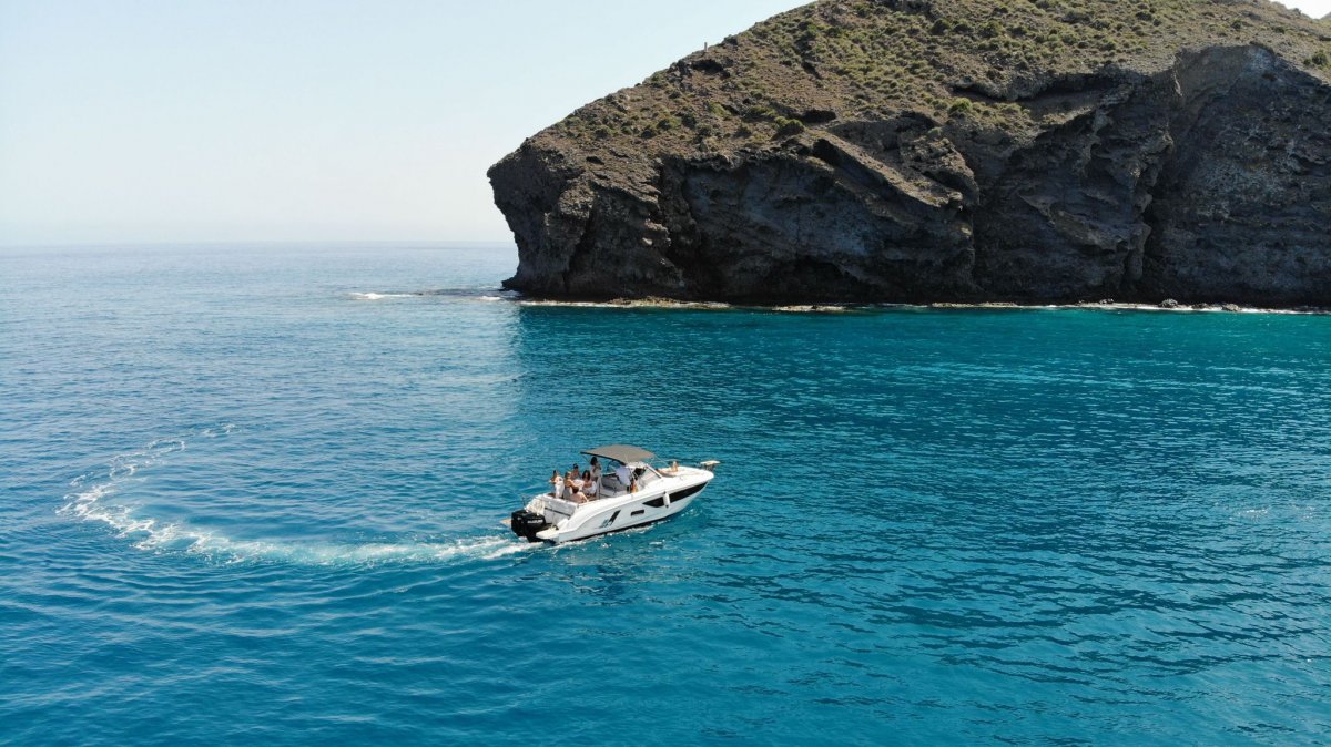 Scopri la bellezza di Cabo de Gata dal mare